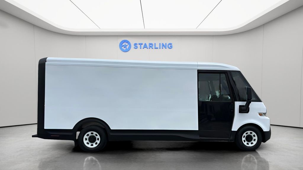 Used 2024 Chevrolet Brightdrop 600 w/ Battery Pack, Max Range image 11