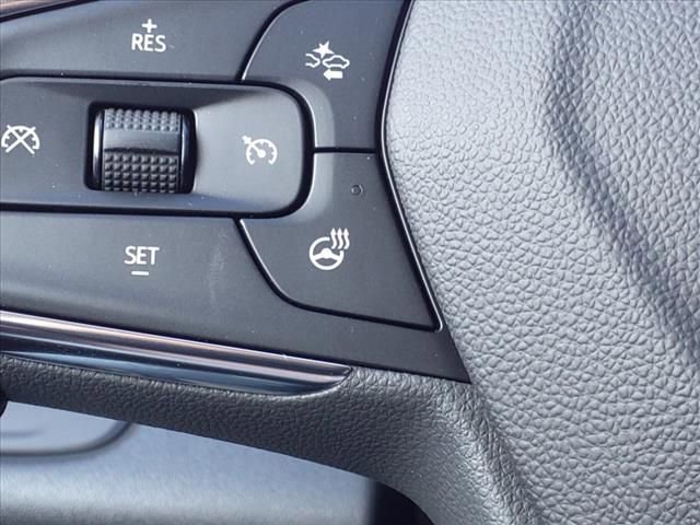 New 2025 Chevrolet Trax LT w/ LT Convenience Package image 7