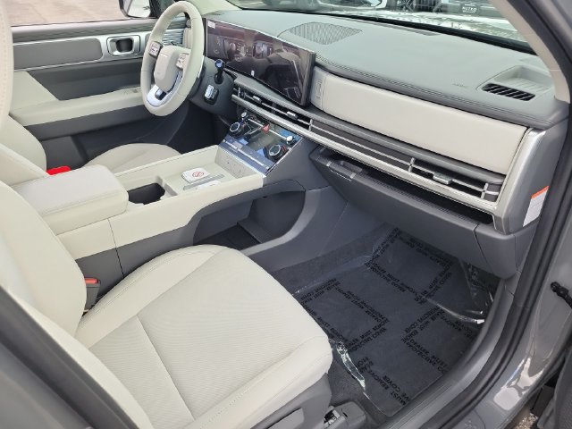 New 2026 Hyundai Santa Fe SE FWD image 17