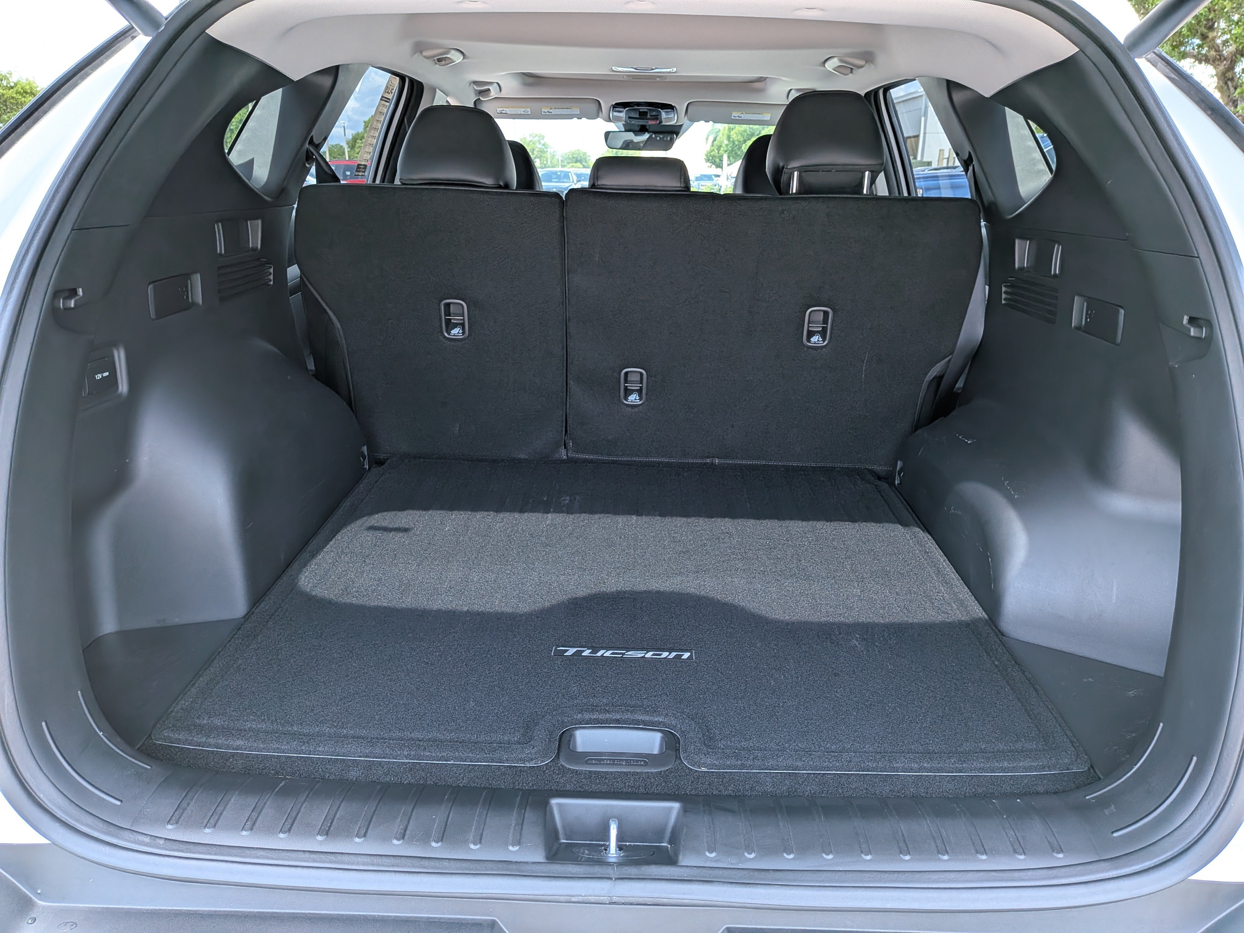 Used 2025 Hyundai Tucson SEL FWD image 13