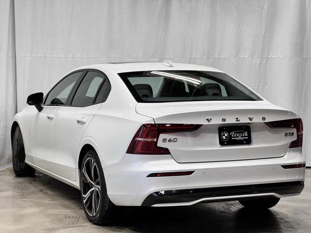 Used 2024 Volvo S60 B5 Core image 4