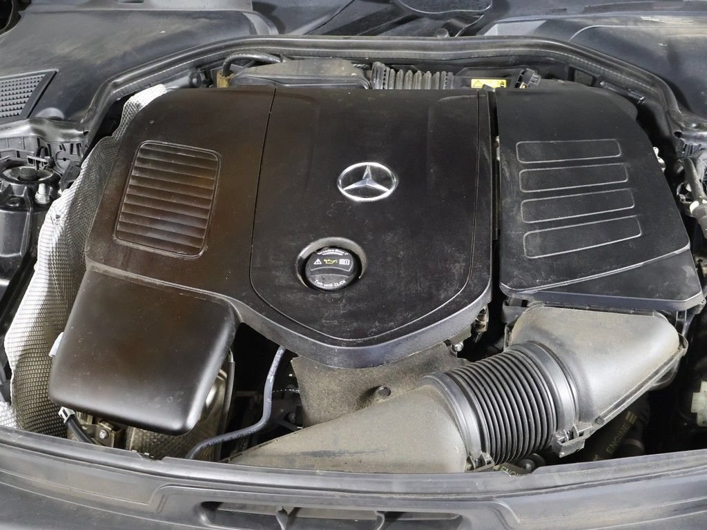 Used 2023 Mercedes-Benz C 300 4MATIC Sedan w/ AMG Line w/ Night Package image 18