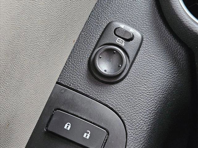 Used 2013 Chevrolet Camaro LS RWD image 11