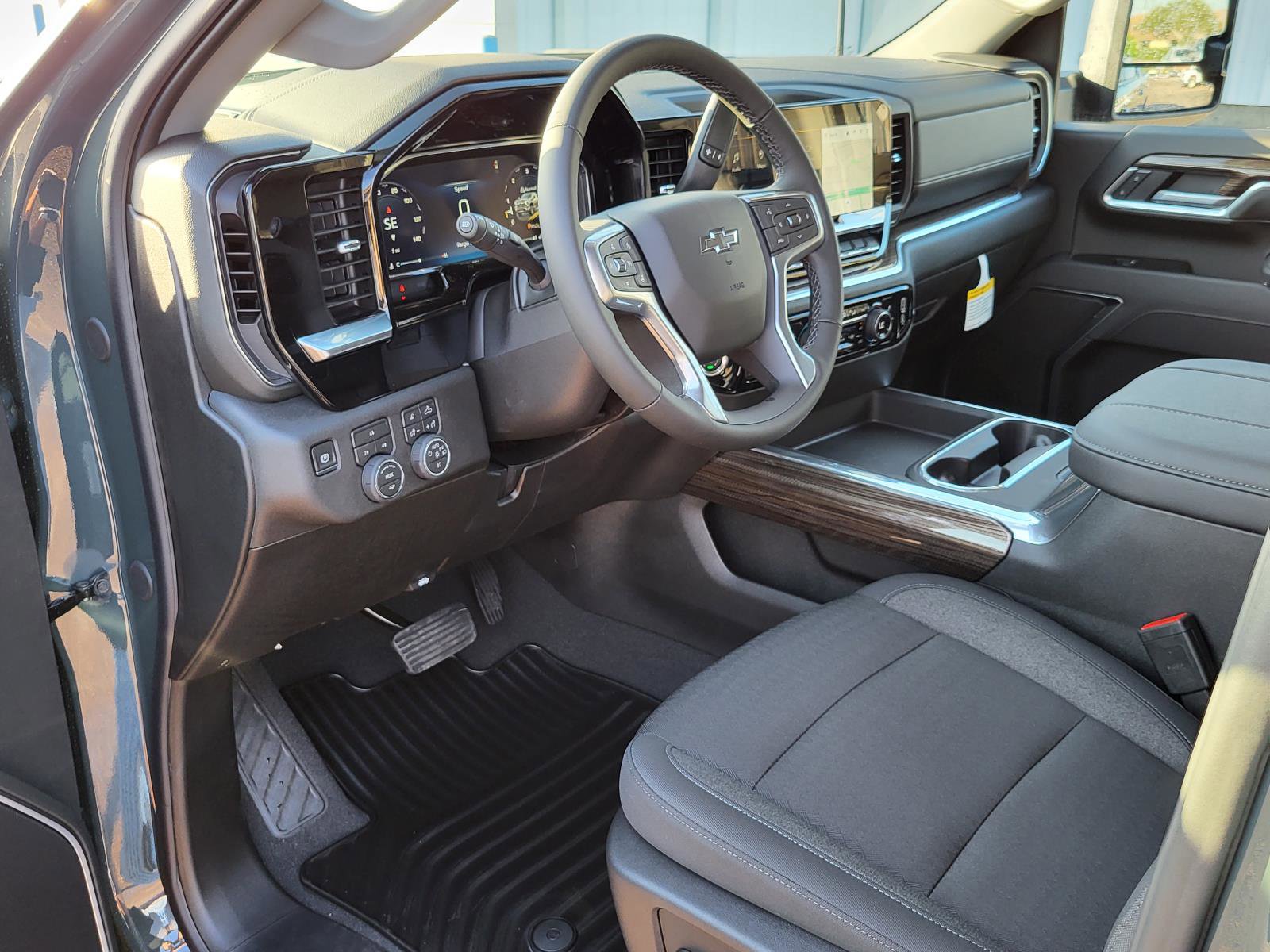 New 2026 Chevrolet Silverado 2500 LT w/ Trail Boss Package image 13