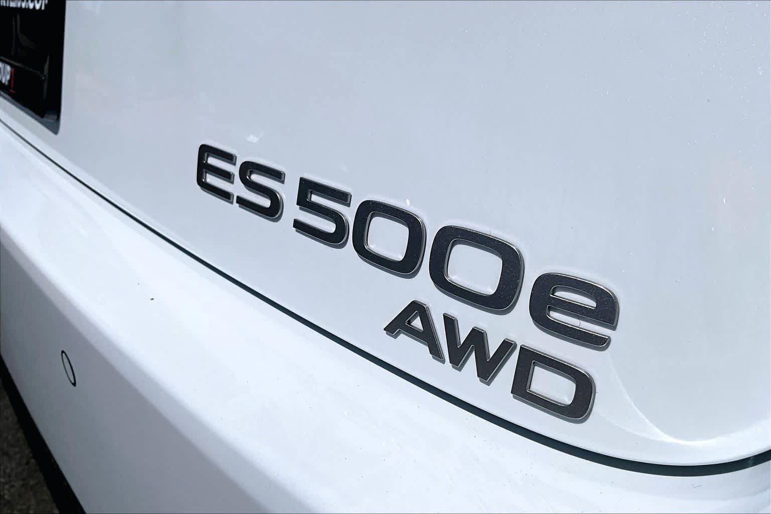 New 2026 Lexus ES 500e w/ Convenience Package AWD/4WD image 8