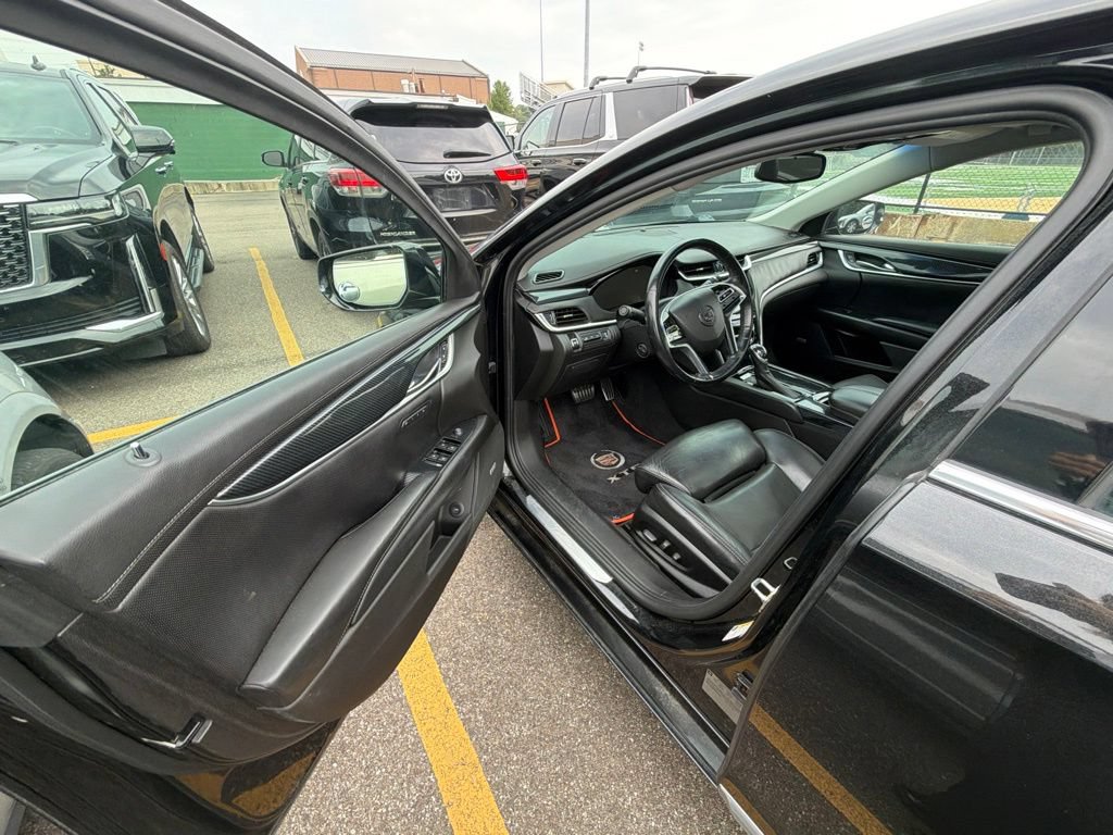 Used 2013 Cadillac XTS Premium AWD/4WD image 9