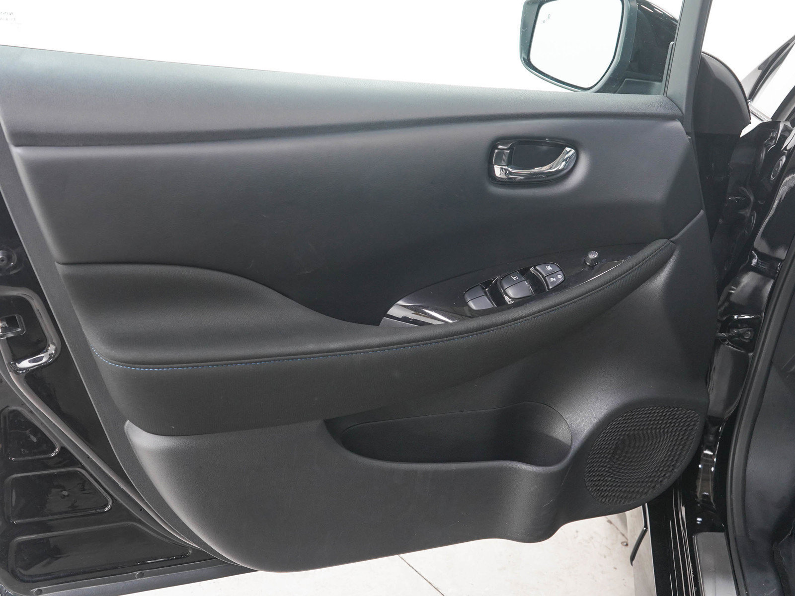 Used 2025 Nissan Leaf SV Plus FWD image 20