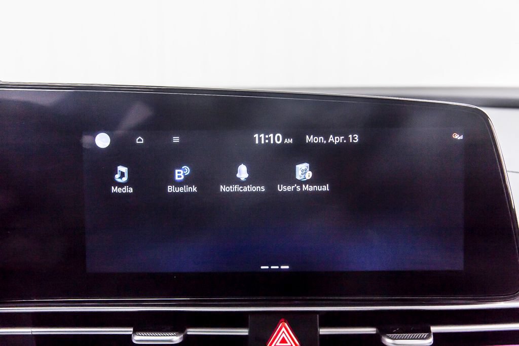 Used 2025 Hyundai Elantra Limited FWD image 24