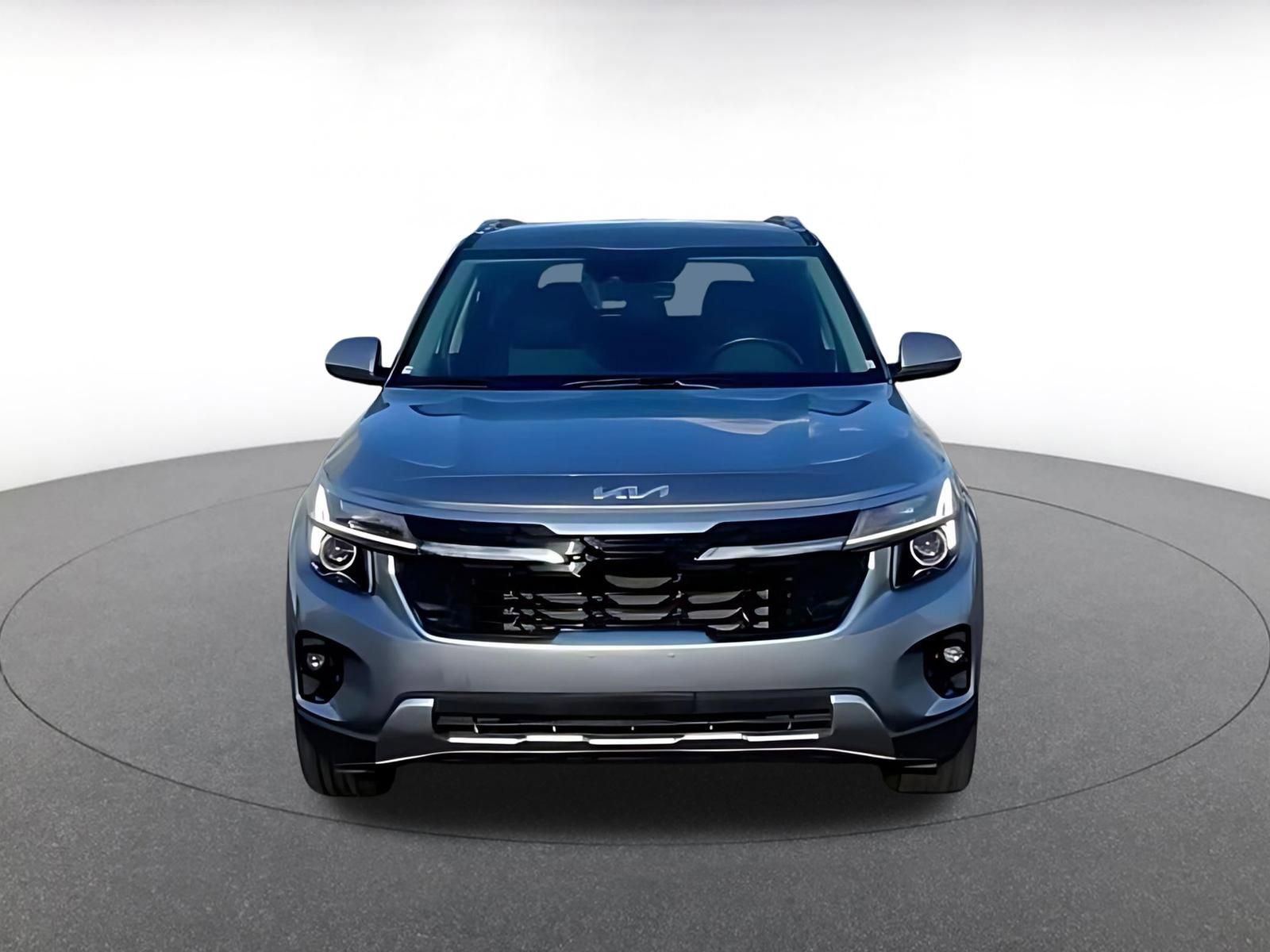 Used 2025 Kia Seltos S image 4