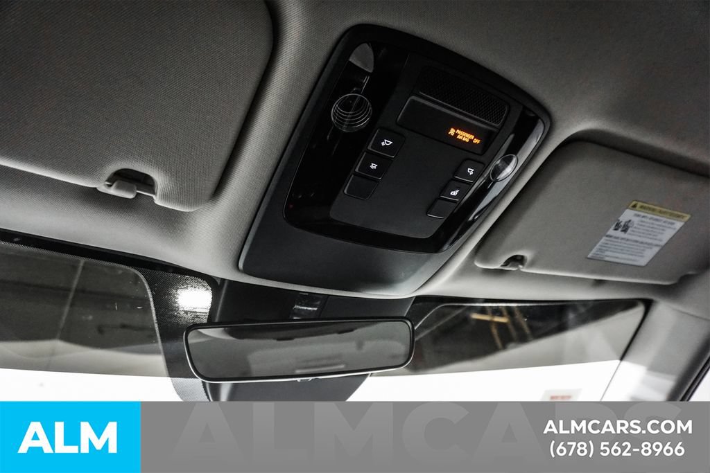 Used 2024 Kia Carnival LX FWD image 47
