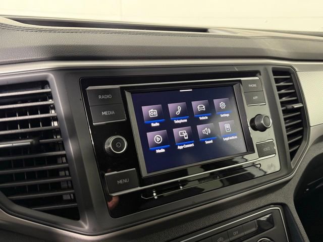 Used 2020 Volkswagen Atlas Cross Sport S image 17