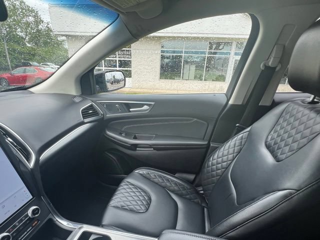 Used 2024 Ford Edge Titanium AWD/4WD image 21