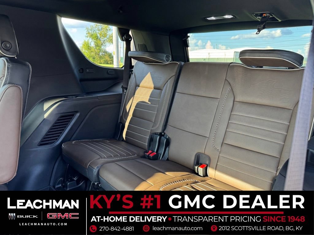New 2026 GMC Yukon Denali Ultimate w/ LPO, Floor Liner Package AWD/4WD image 19