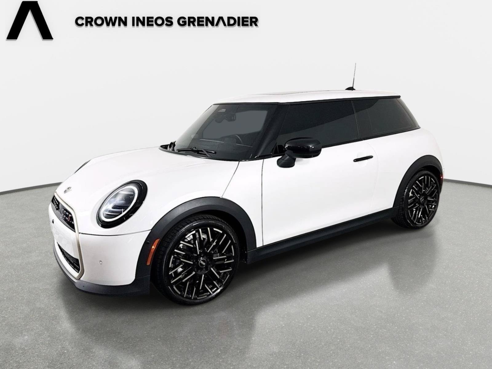 Used 2025 MINI Cooper S FWD image 1