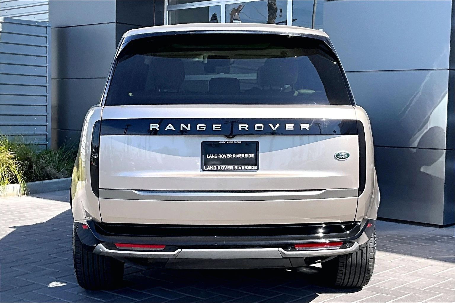 Certified 2023 Land Rover Range Rover SE AWD/4WD image 4
