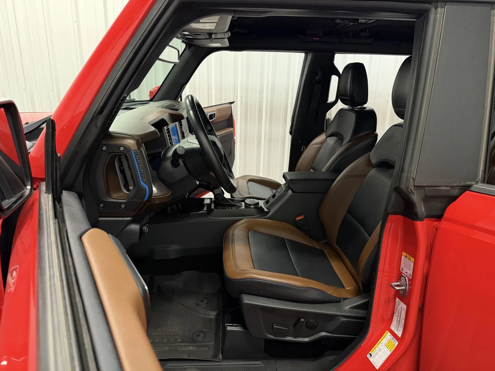 Used 2023 Ford Bronco Outer Banks AWD/4WD image 42