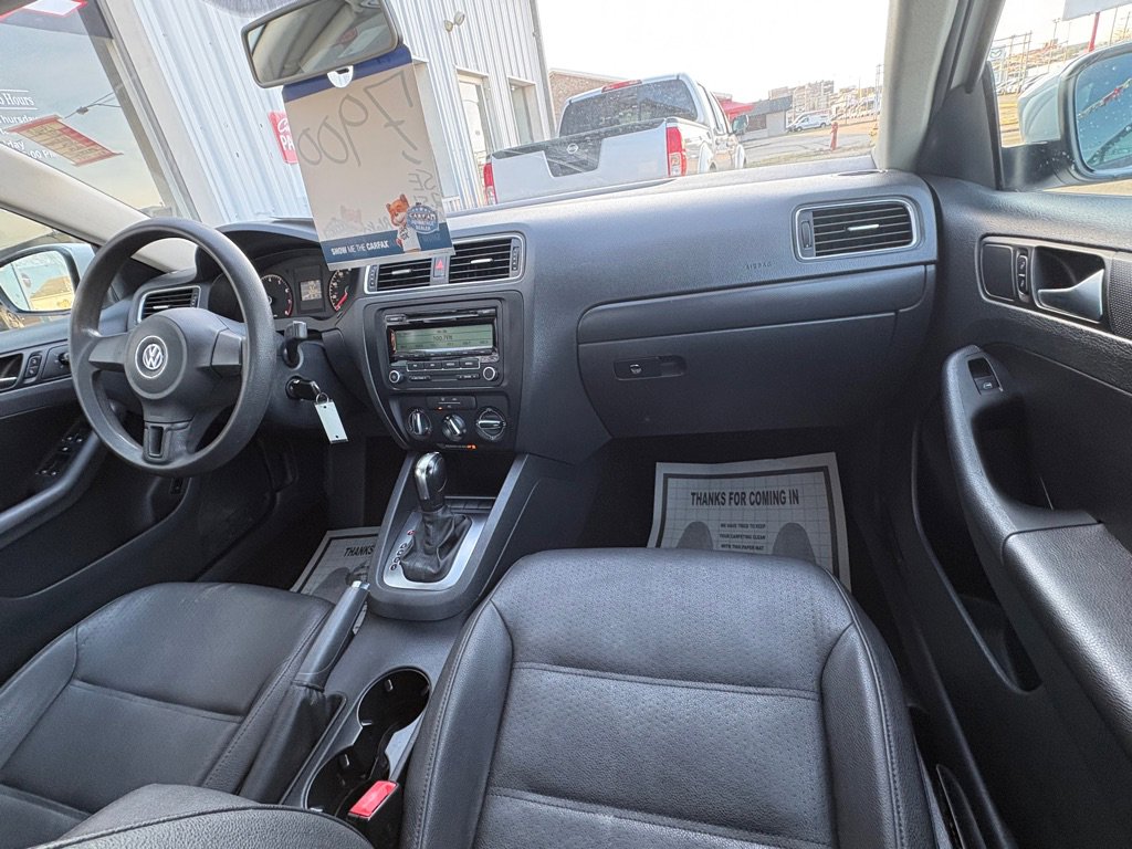 Used 2011 Volkswagen Jetta SE image 17