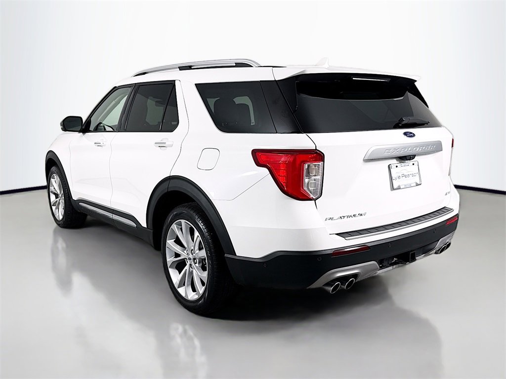 Used 2022 Ford Explorer Platinum w/ Equipment Group 601A image 3