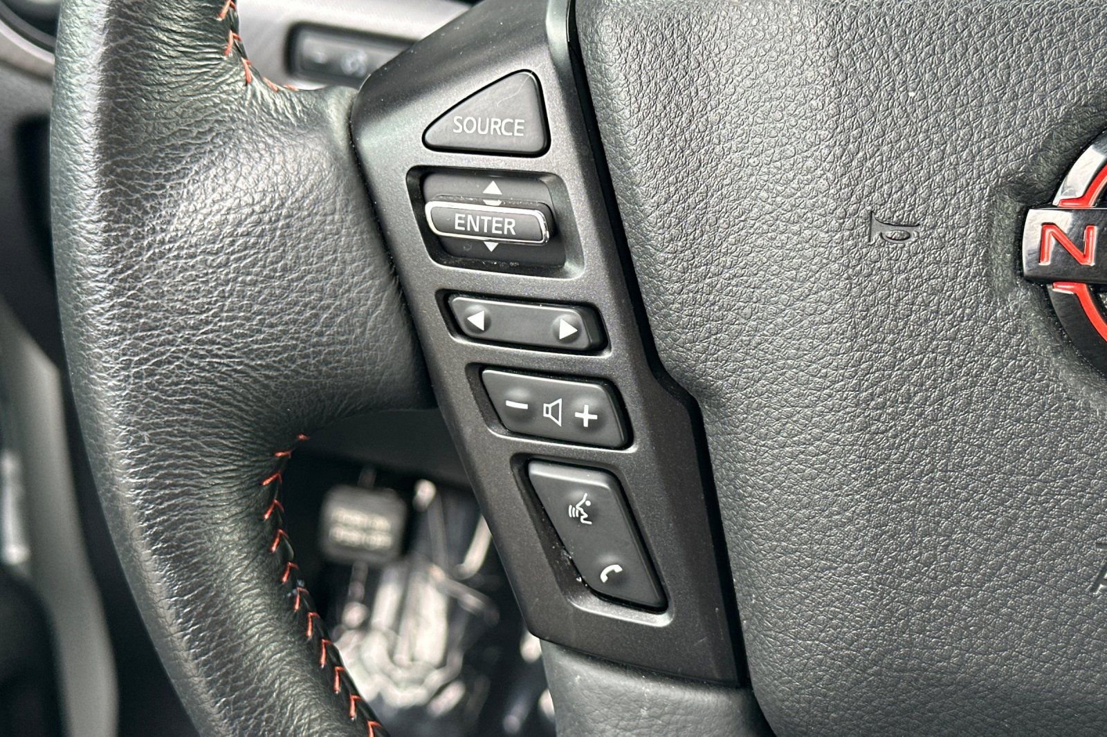 Certified 2024 Nissan Titan PRO-4X w/ Off Road Protection Package image 37