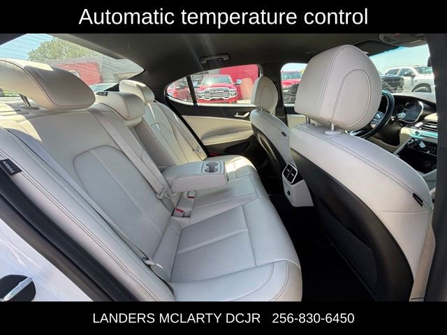Used 2024 Genesis G70 2.5T RWD image 13