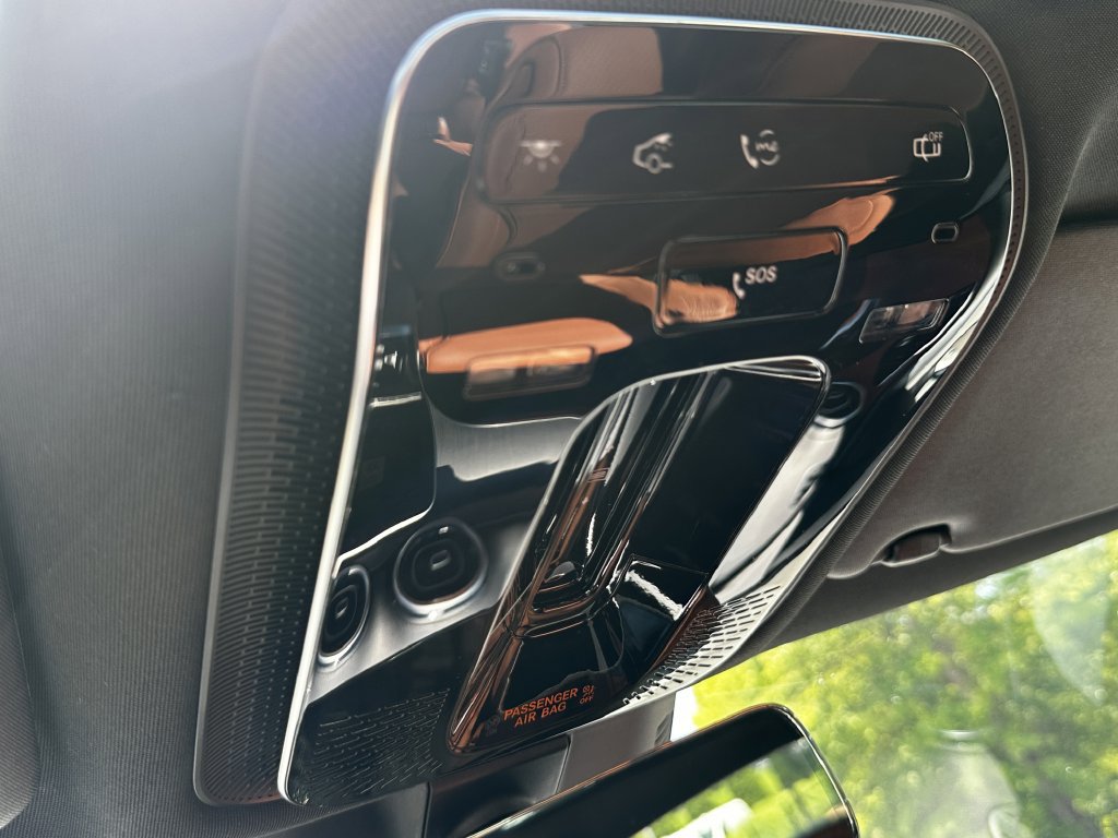 Certified 2025 Mercedes-Benz C 300 Sedan image 32
