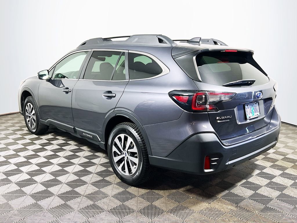 Used 2022 Subaru Outback Premium image 6