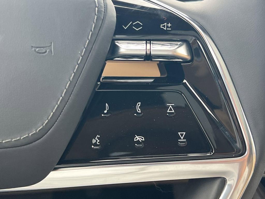 New 2025 Cadillac Escalade IQ Luxury 2 image 14