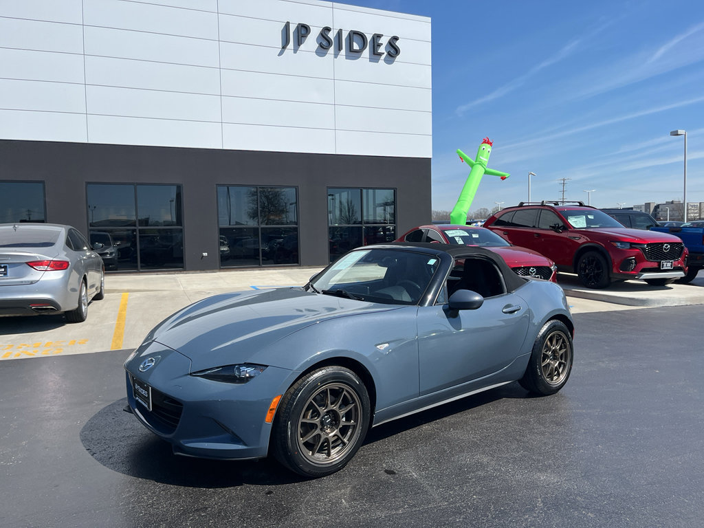 Used 2020 MAZDA MX-5 Miata Grand Touring image 1
