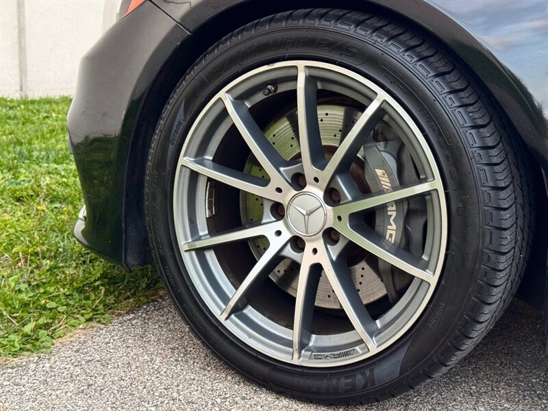 Used 2018 Mercedes-Benz C 63 AMG Sedan w/ Multimedia Package image 40