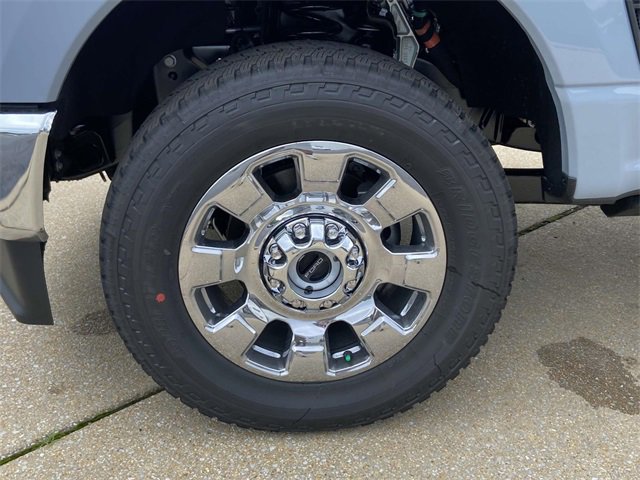 New 2025 Ford F250 King Ranch w/ Chrome Package image 7