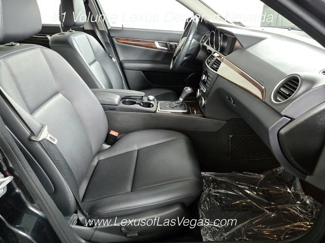 Used 2014 Mercedes-Benz C 300 4MATIC Sedan image 23