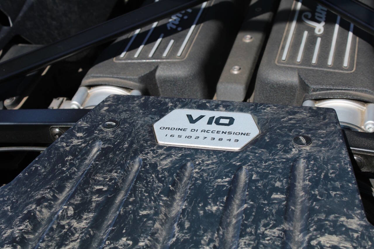 Used 2015 Lamborghini Huracan LP 610-4 image 29