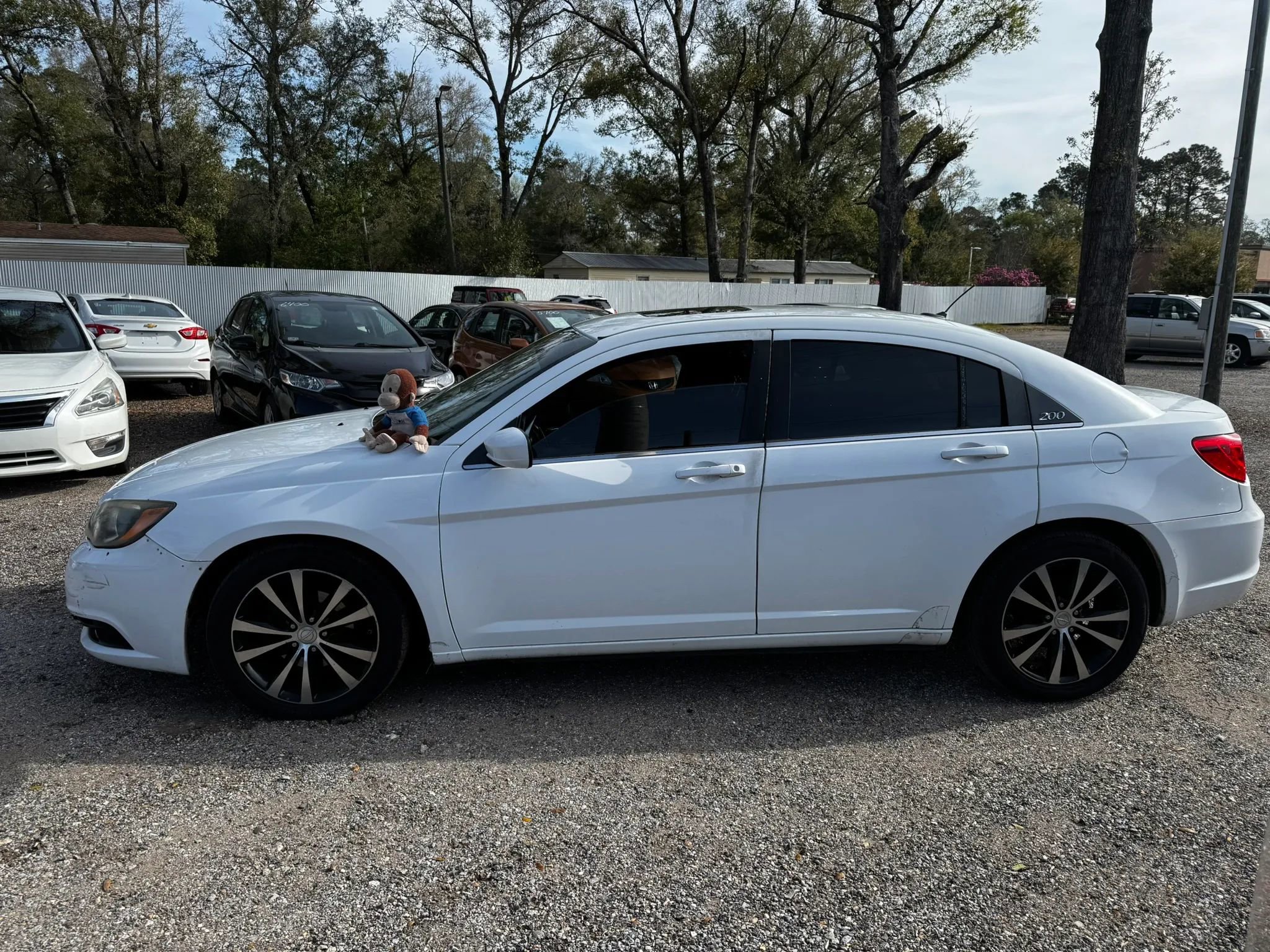Used 2012 Chrysler 200 Touring image 2