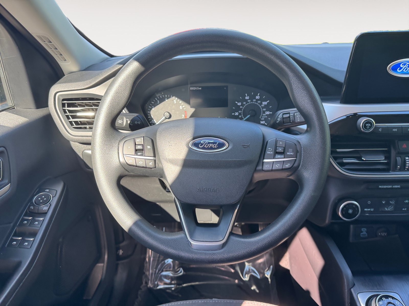 Used 2022 Ford Escape SE AWD/4WD image 12