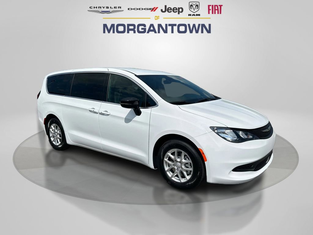New 2025 Chrysler Voyager LX image 3