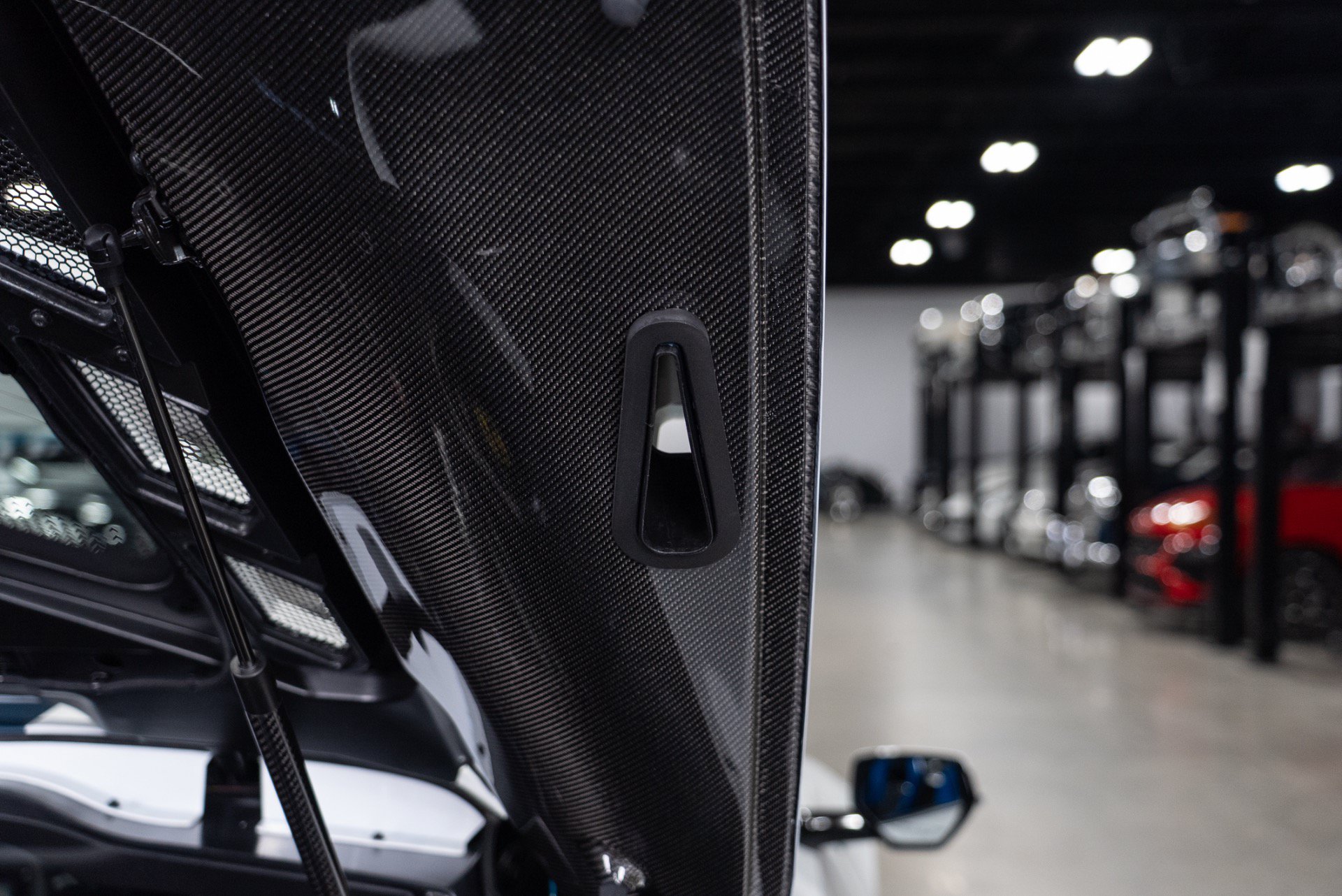 Used 2022 Chevrolet Corvette Stingray Premium Cpe w/ Z51 Performance Package RWD image 31