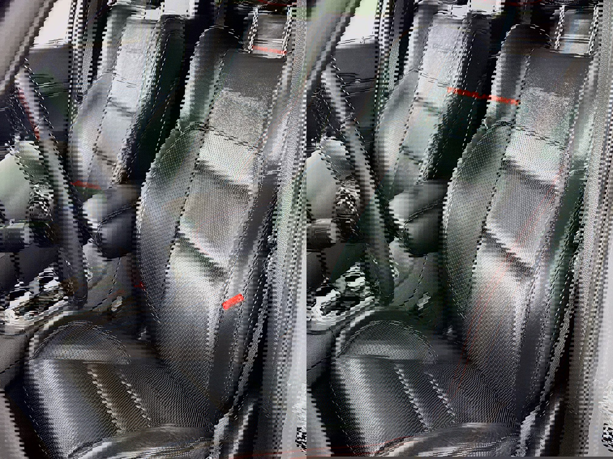 Used 2021 Jeep Grand Cherokee Trailhawk w/ Trailhawk Luxury Group image 21