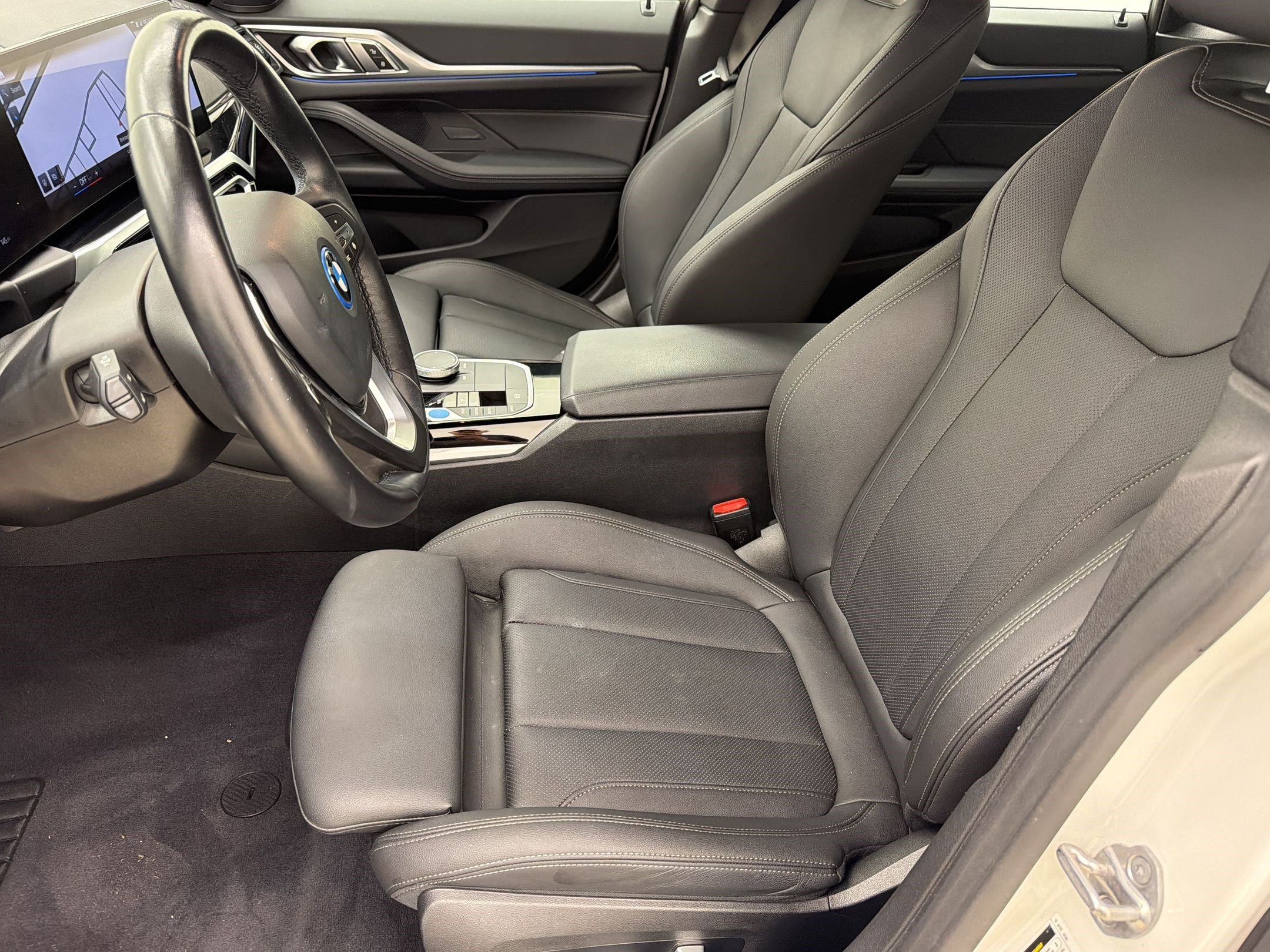 Used 2023 BMW i4 eDrive35 w/ Premium Package RWD image 5