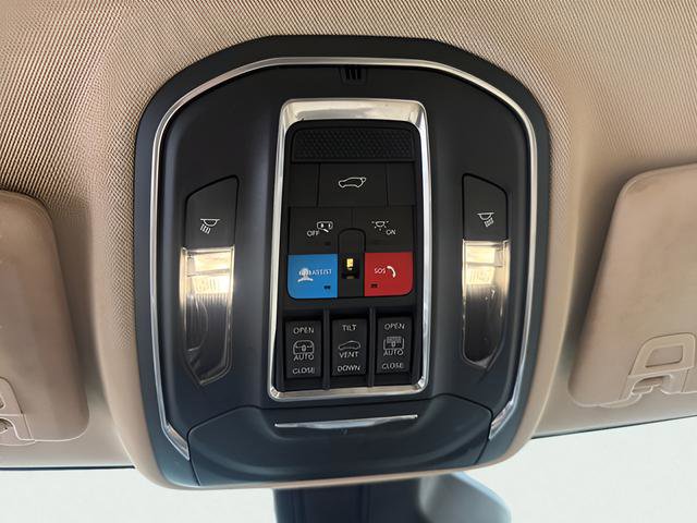 Used 2021 Jeep Grand Cherokee L Limited w/ Trailer Tow Package AWD/4WD image 22