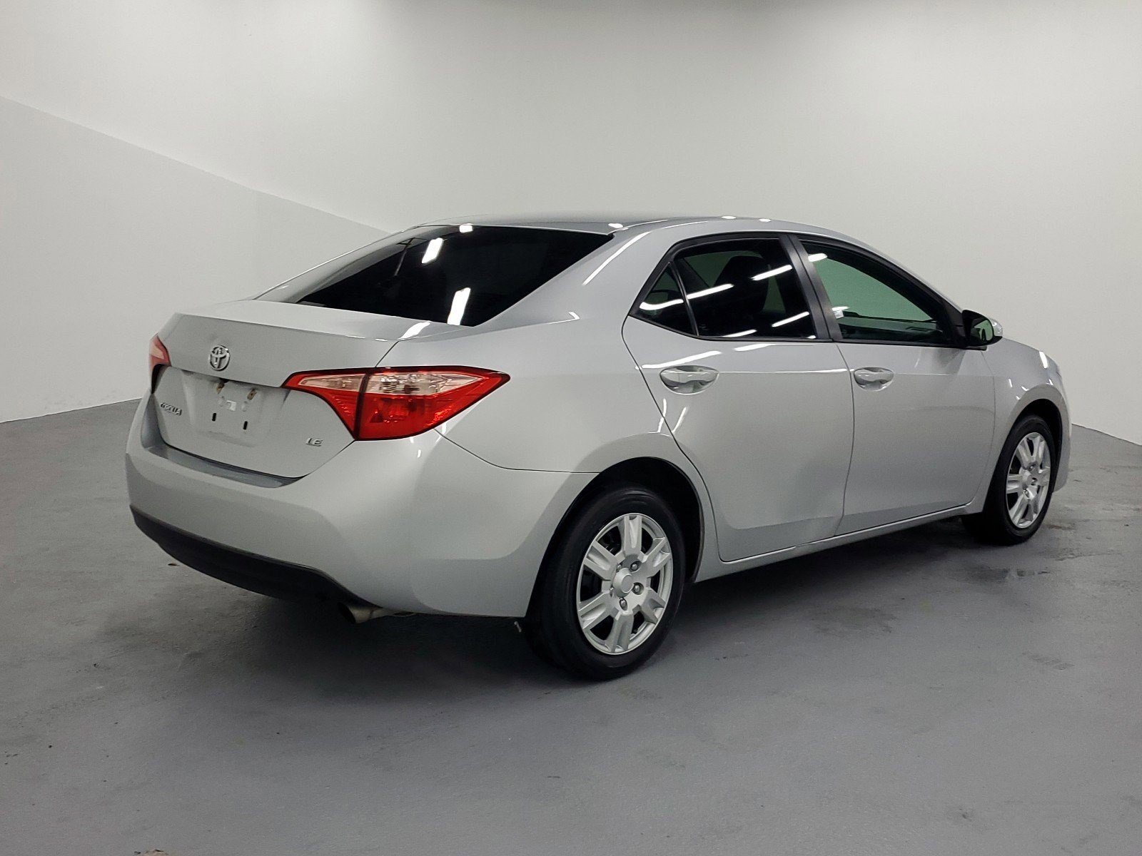 Used 2019 Toyota Corolla LE image 7