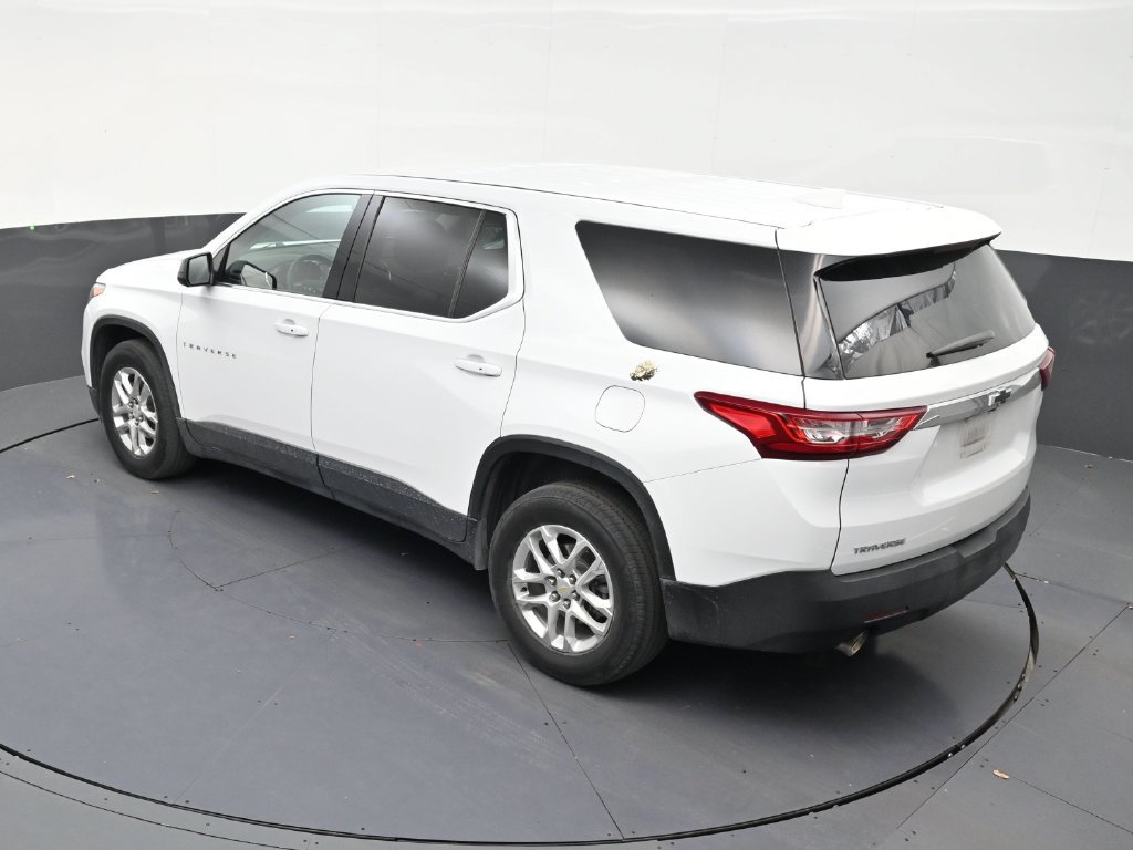 Used 2021 Chevrolet Traverse LS FWD image 11