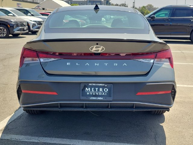 New 2026 Hyundai Elantra Sport FWD image 33