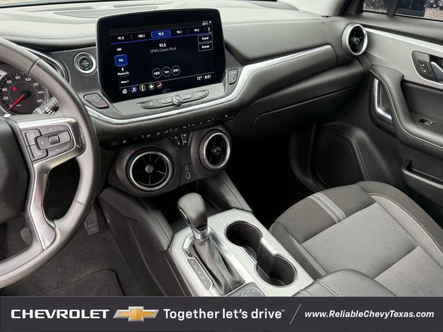 Used 2025 Chevrolet Blazer LT AWD/4WD image 18