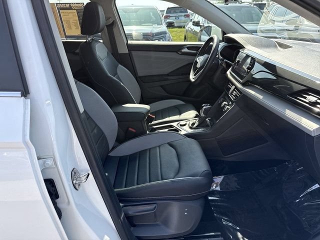 Used 2024 Volkswagen Taos SEL AWD/4WD image 17