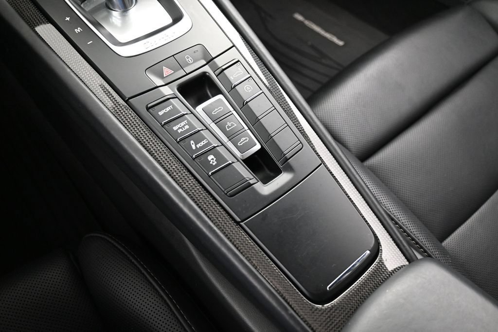 Certified 2016 Porsche 911 Turbo S AWD/4WD image 24