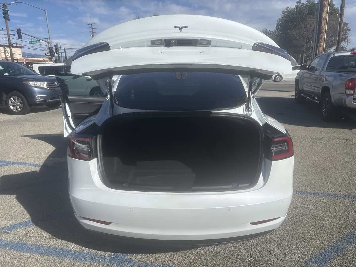 Used 2019 Tesla Model 3 Mid Range image 24