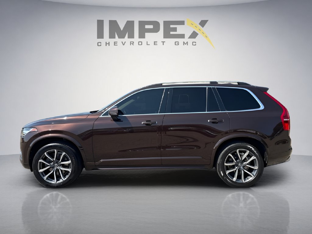 Used 2018 Volvo XC90 T6 Momentum w/ Momentum Plus Package AWD/4WD image 2