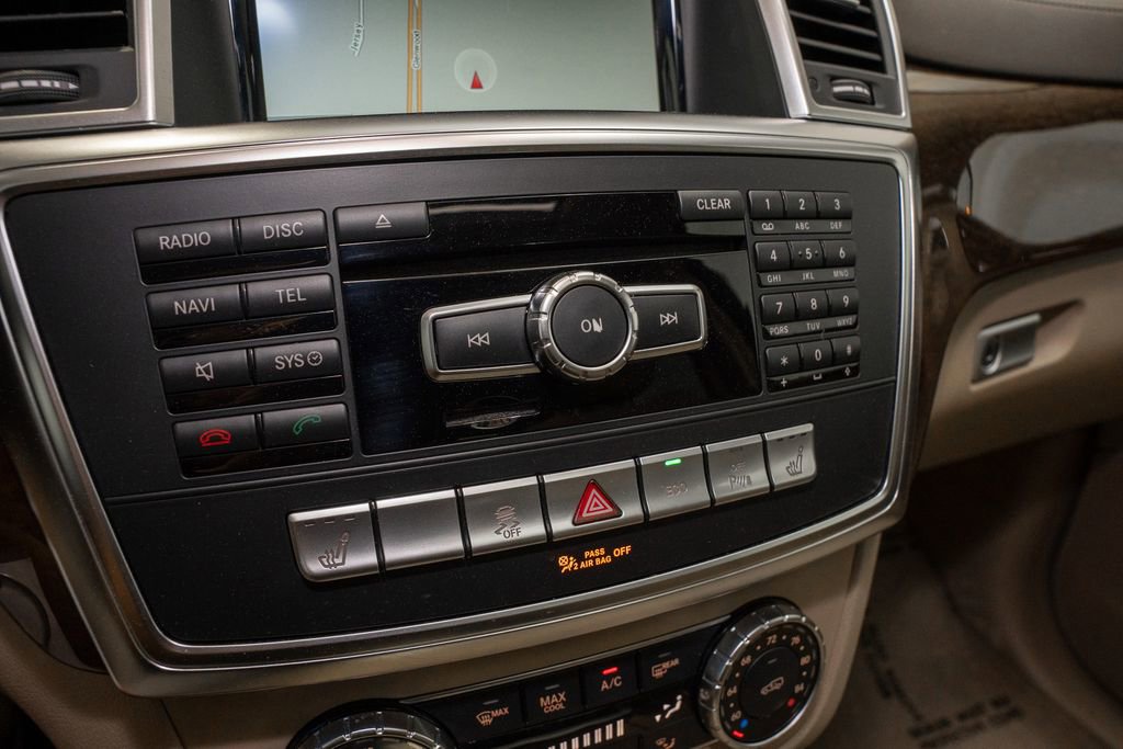 Used 2015 Mercedes-Benz GL 450 4MATIC image 16