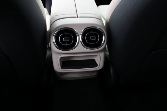 New 2024 Mercedes-Benz GLC 300 4MATIC image 33