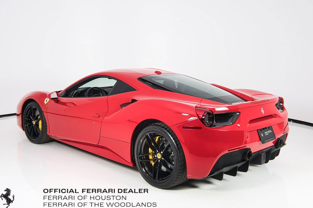 Used 2016 Ferrari 488 GTB image 2